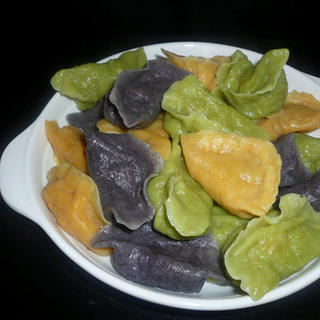 多彩饺子