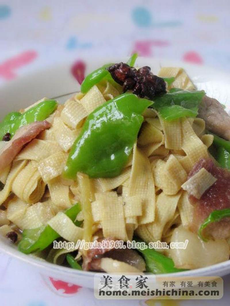https://i3i620.meishichina.com/attachment/recipe/2012/01/03/201201031318008.jpg?x-oss-process=style/p800的做法