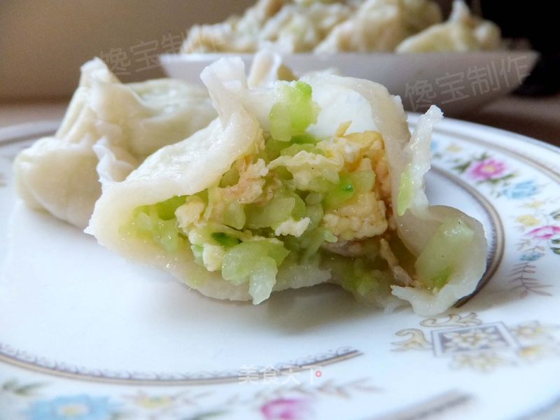 https://i3i620.meishichina.com/attachment/recipe/2012/09/24/20120924105700113842502.jpg?x-oss-process=style/p800的做法