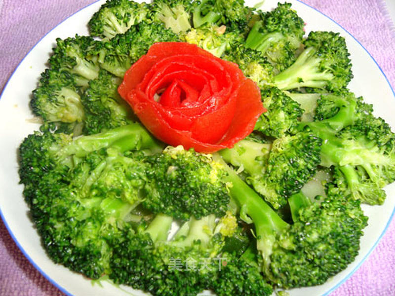https://i3i620.meishichina.com/attachment/recipe/2012/10/12/20121012105110772665947.jpg?x-oss-process=style/p800的做法