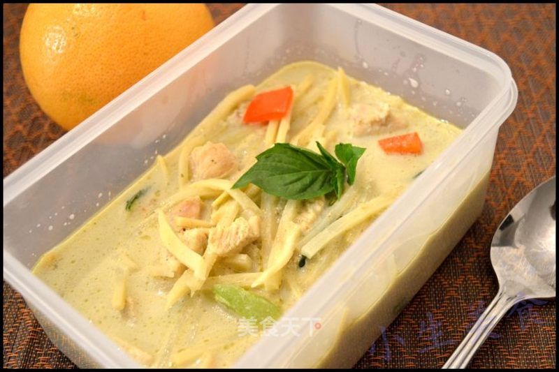 泰式绿咖喱鸡——Thai Green Curry Chicken