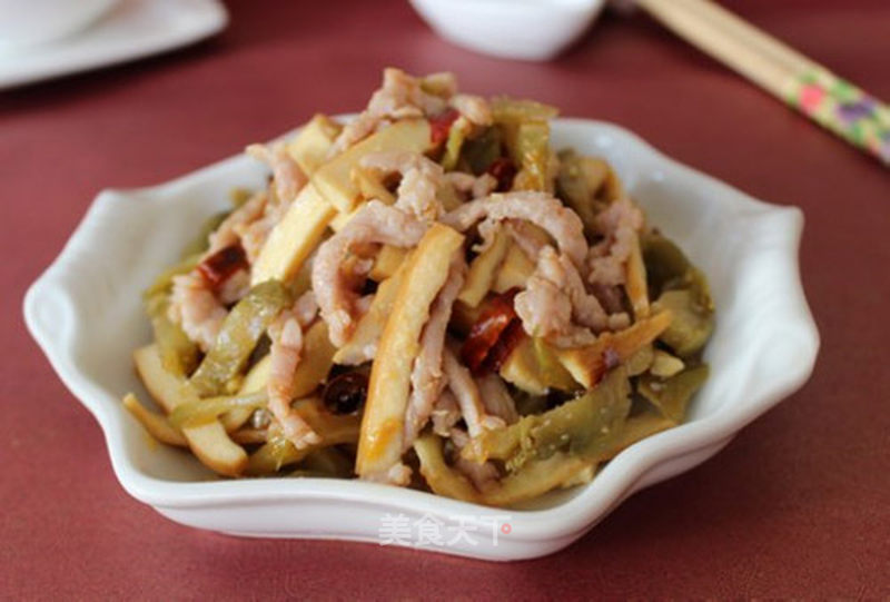 https://i3i620.meishichina.com/attachment/recipe/2012/11/01/20121101171544639903977.jpg?x-oss-process=style/p800的做法