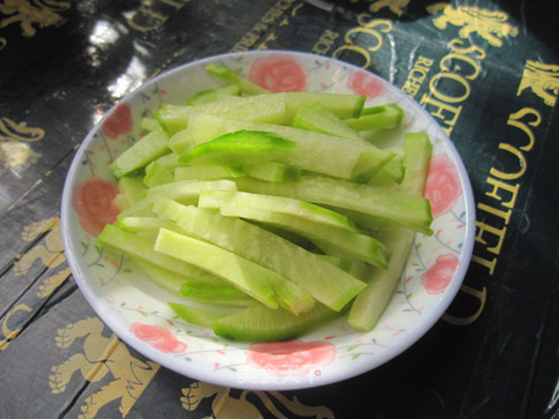 https://i3i620.meishichina.com/attachment/recipe/2012/11/03/20121103205503950738441.jpg?x-oss-process=style/p800的做法