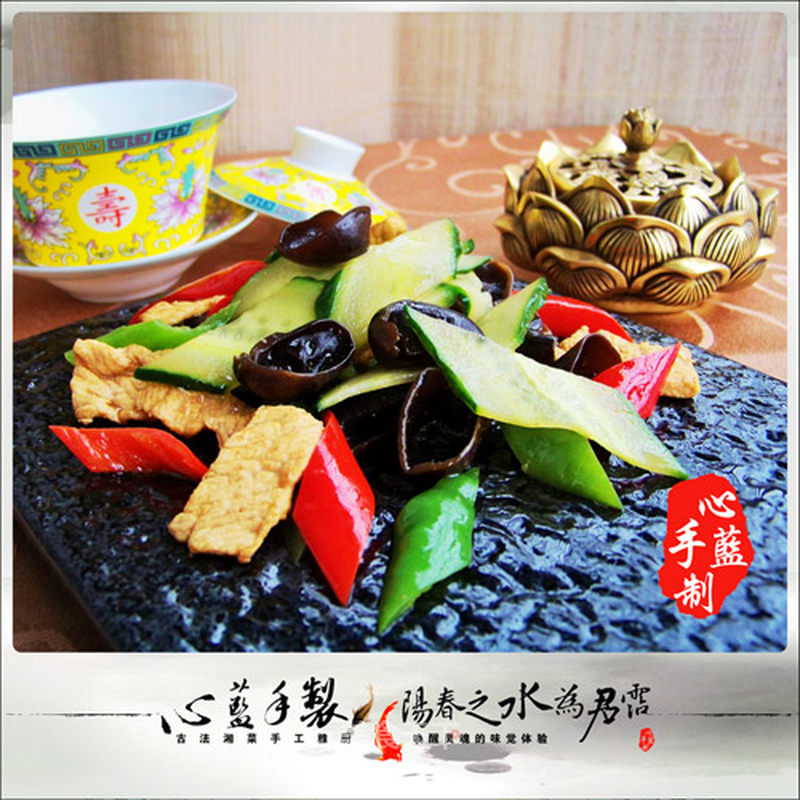 https://i3i620.meishichina.com/attachment/recipe/2012/11/18/20121118104932305859312.jpg?x-oss-process=style/p800的做法