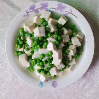 豌豆烩豆腐