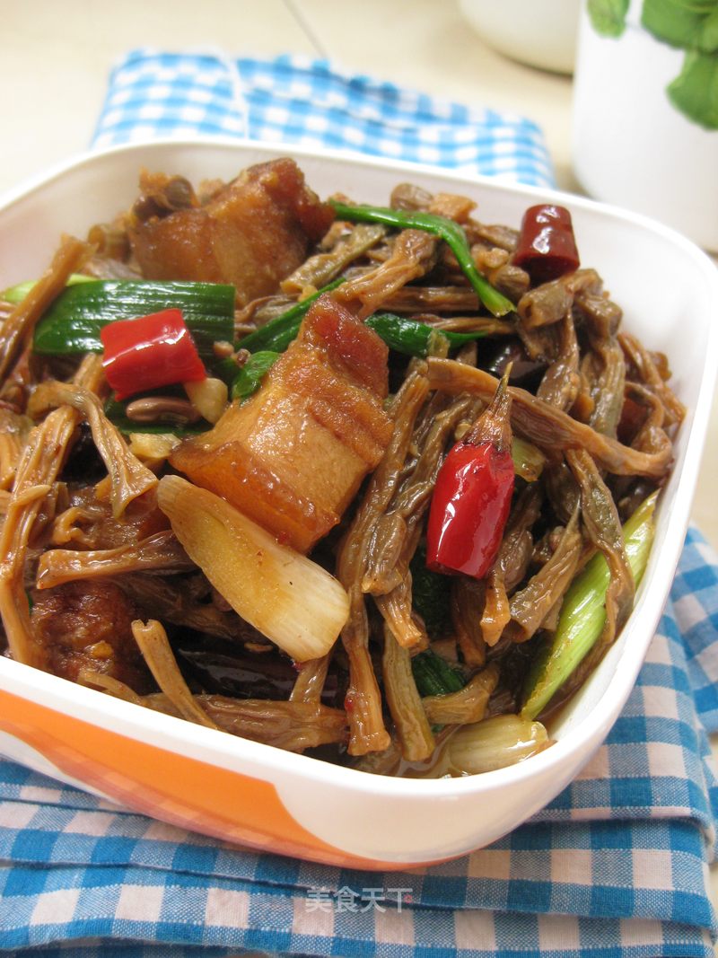 https://i3i620.meishichina.com/attachment/recipe/2012/11/19/20121119150630487773939.jpg?x-oss-process=style/p800的做法