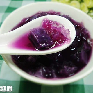 漂亮好吃的紫色诱惑——紫薯银耳汤