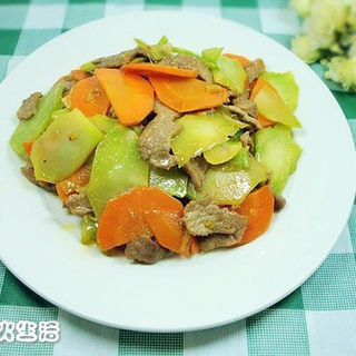 废物也美味——肉片西兰花菜梗