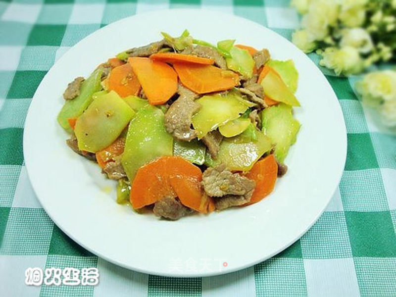 https://i3i620.meishichina.com/attachment/recipe/2012/11/26/20121126223546996287462.jpg?x-oss-process=style/p800的做法