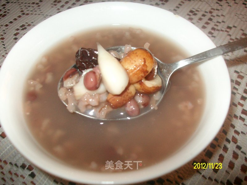 https://i3i620.meishichina.com/attachment/recipe/2012/12/09/20121209190110680538386.jpg?x-oss-process=style/p800的做法