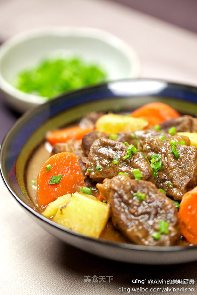 https://i3i620.meishichina.com/attachment/recipe/2012/12/12/20121212163029251982427.jpg?x-oss-process=style/p800的做法
