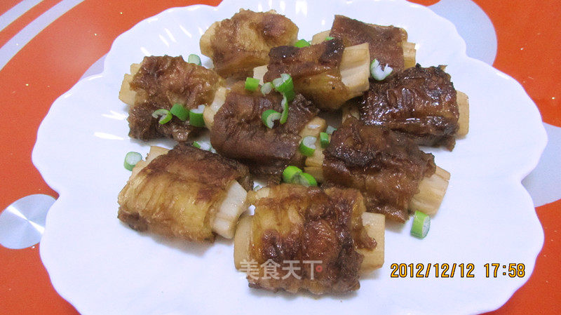 https://i3i620.meishichina.com/attachment/recipe/2012/12/12/20121212190859886026320.jpg?x-oss-process=style/p800的做法