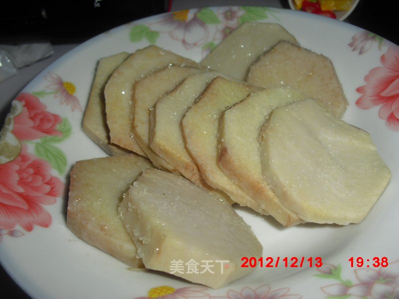 https://i3i620.meishichina.com/attachment/recipe/2012/12/14/20121214204438125008760.jpg?x-oss-process=style/p800的做法