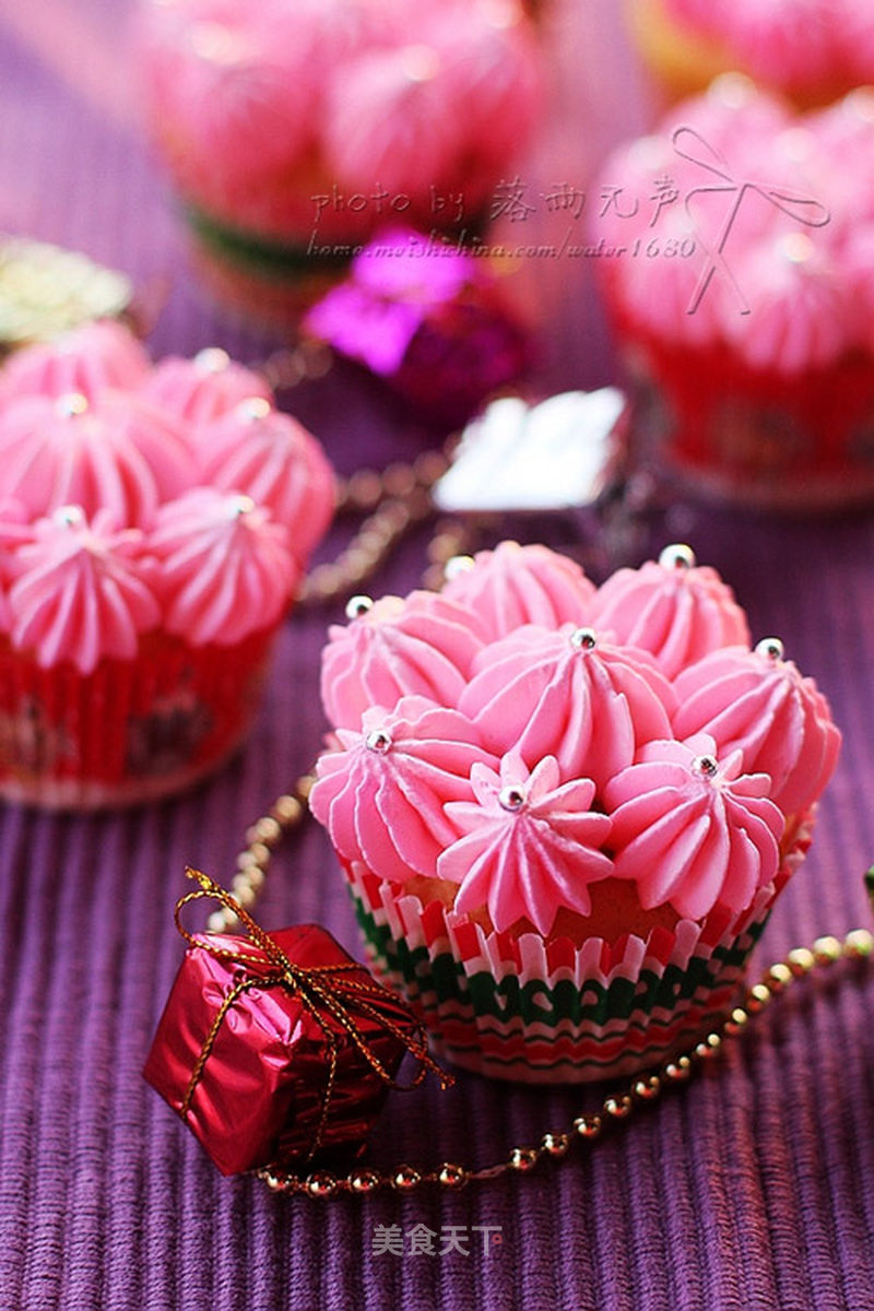 https://i3i620.meishichina.com/attachment/recipe/2013/01/01/20130101110311202506419.jpg?x-oss-process=style/p800的做法