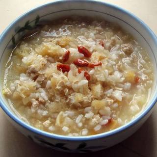 https://i3i620.meishichina.com/attachment/recipe/2013/01/01/20130101150056558499474.jpg?x-oss-process=style/p800的做法