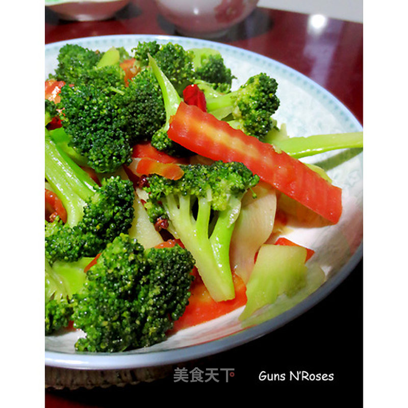 https://i3i620.meishichina.com/attachment/recipe/2013/02/02/20130202164555184178370.jpg?x-oss-process=style/p800的做法