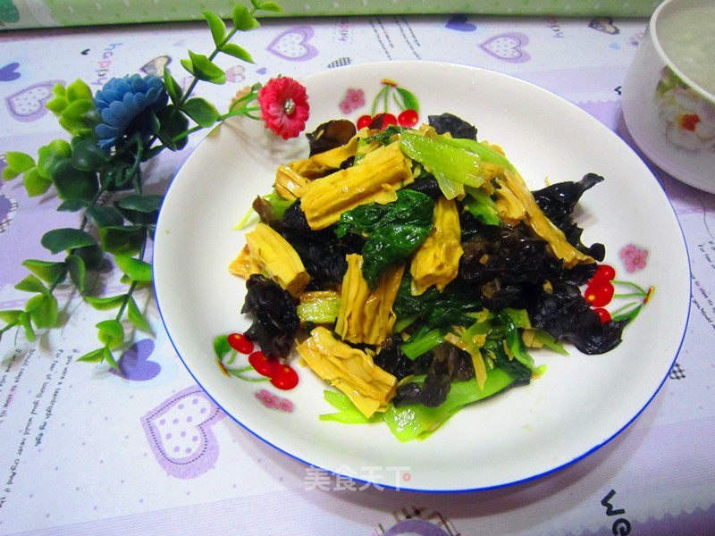 https://i3i620.meishichina.com/attachment/recipe/2013/04/11/20130411204114990999513.jpg?x-oss-process=style/p800的做法