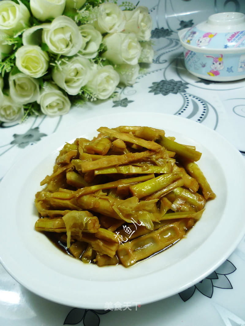 https://i3i620.meishichina.com/attachment/recipe/2013/05/05/20130505201626340045900.jpg?x-oss-process=style/p800的做法