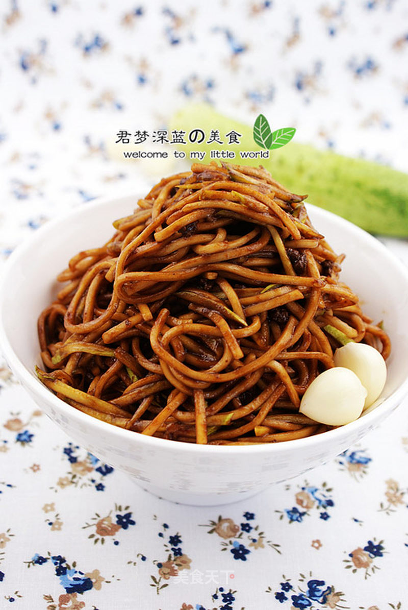https://i3i620.meishichina.com/attachment/recipe/2013/05/09/20130509145146327909234.jpg?x-oss-process=style/p800的做法