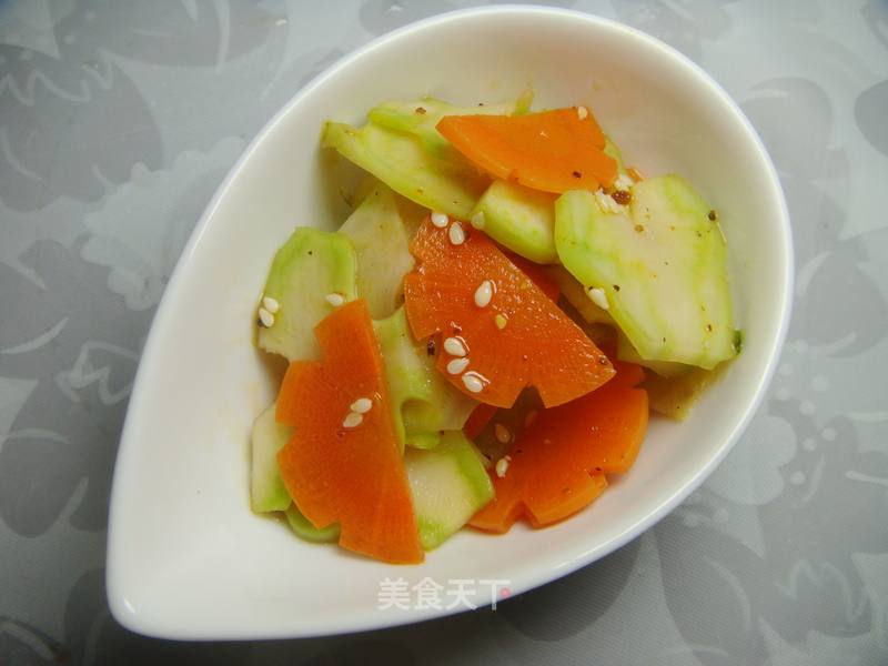 https://i3i620.meishichina.com/attachment/recipe/2013/05/24/20130524162925404448758.jpg?x-oss-process=style/p800的做法
