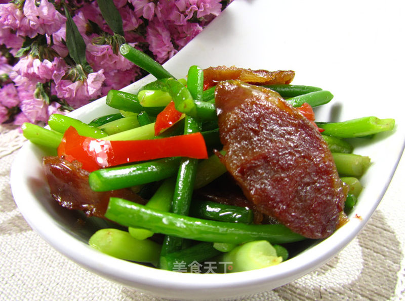 https://i3i620.meishichina.com/attachment/recipe/2013/06/06/20130606211809570605980.jpg?x-oss-process=style/p800的做法