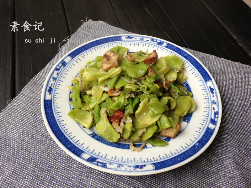 https://i3i620.meishichina.com/attachment/recipe/2013/06/17/20130617134122556595703.jpg?x-oss-process=style/p800的做法