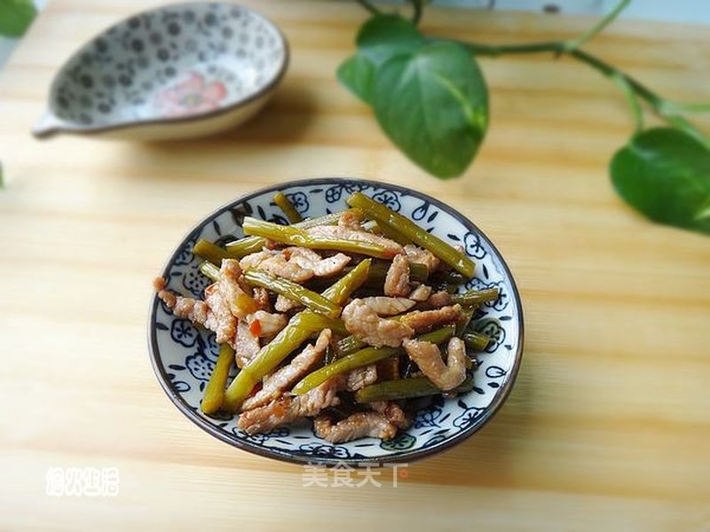https://i3i620.meishichina.com/attachment/recipe/2013/06/26/20130626212018477654448.jpg?x-oss-process=style/p800的做法