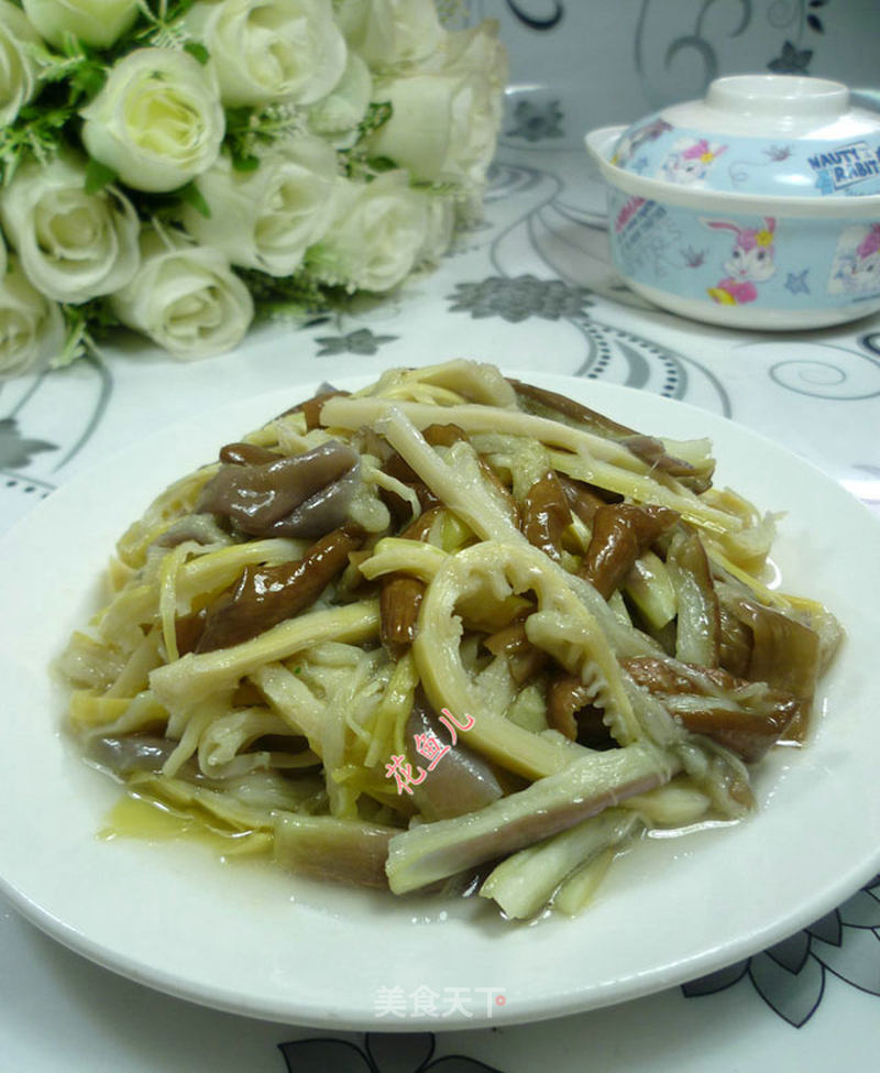 https://i3i620.meishichina.com/attachment/recipe/2013/06/27/2013062720255432653165.jpg?x-oss-process=style/p800的做法