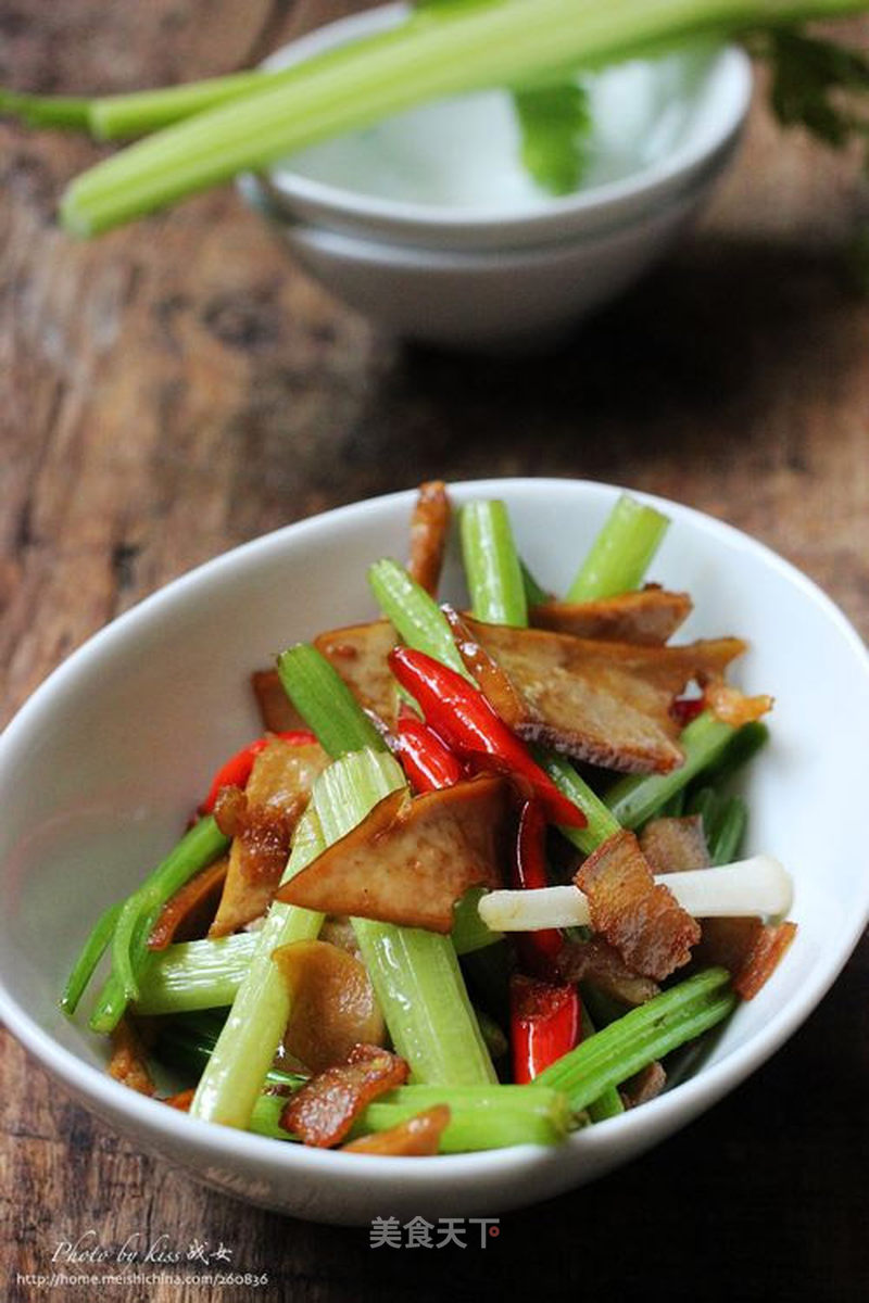 https://i3i620.meishichina.com/attachment/recipe/2013/07/20/20130720092948280979874.jpg?x-oss-process=style/p800的做法