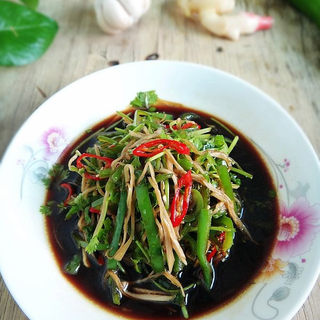 https://i3i620.meishichina.com/attachment/recipe/2013/08/08/20130808213150474998475.jpg?x-oss-process=style/p800的做法