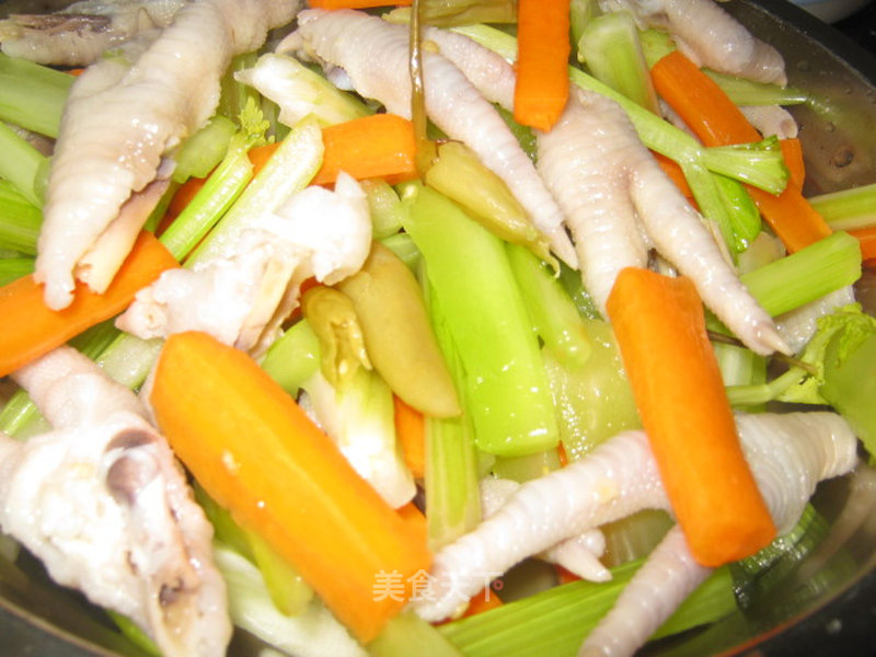 https://i3i620.meishichina.com/attachment/recipe/2013/10/10/2013101015463861736613.jpg?x-oss-process=style/p800的做法
