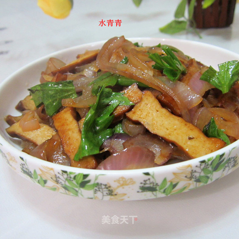 https://i3i620.meishichina.com/attachment/recipe/2013/10/24/2013102410511948187999.jpg?x-oss-process=style/p800的做法