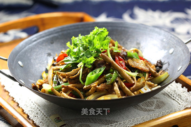https://i3i620.meishichina.com/attachment/recipe/2013/12/04/20131204111256538820816.jpg?x-oss-process=style/p800的做法