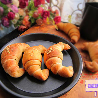 https://i3i620.meishichina.com/attachment/recipe/2014/01/01/2014010110493938426243.jpg?x-oss-process=style/p800的做法