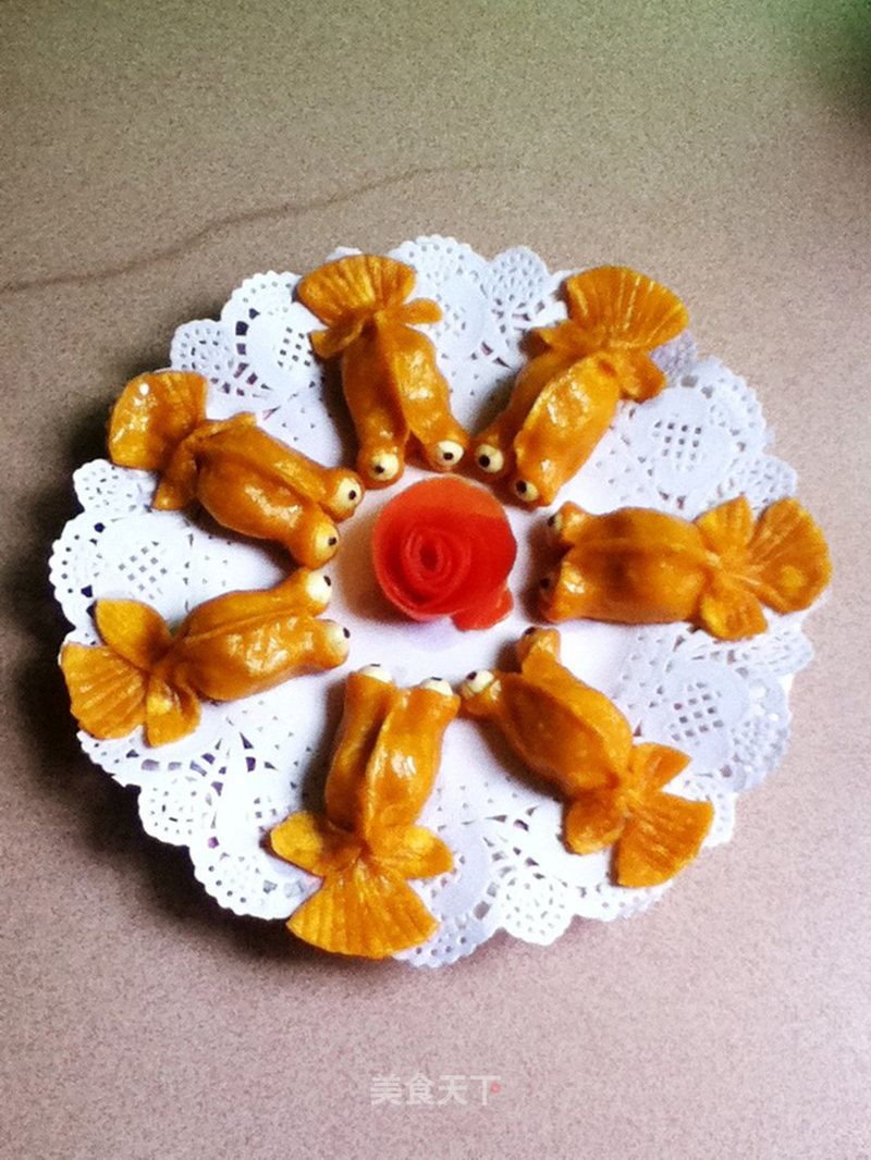 https://i3i620.meishichina.com/attachment/recipe/2014/01/10/20140110104837343474067.jpg?x-oss-process=style/p800的做法