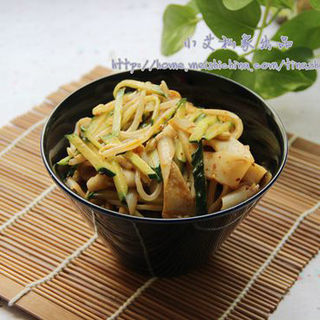 https://i3i620.meishichina.com/attachment/recipe/2014/04/13/20140413095538869986245.jpg?x-oss-process=style/p800的做法