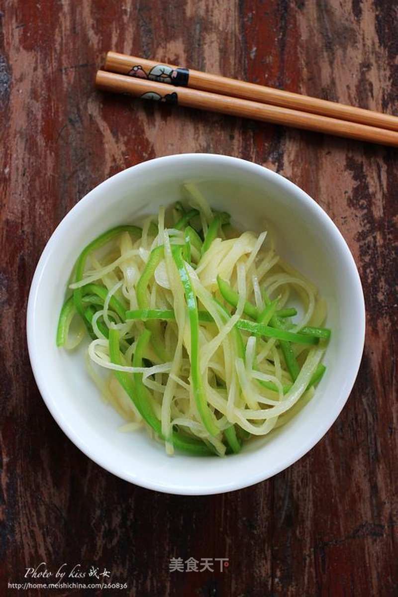 https://i3i620.meishichina.com/attachment/recipe/2014/05/29/20140529094846510152634.jpg?x-oss-process=style/p800的做法