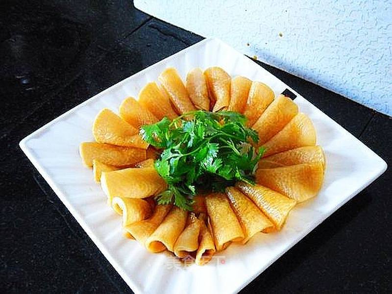https://i3i620.meishichina.com/attachment/recipe/2014/11/28/201411281417141646557.jpg?x-oss-process=style/p800的做法