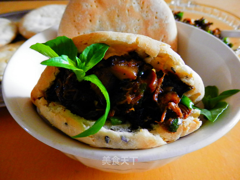 https://i3i620.meishichina.com/attachment/recipe/2015/02/07/20150207180f72e53c9ad956.jpg?x-oss-process=style/p800的做法