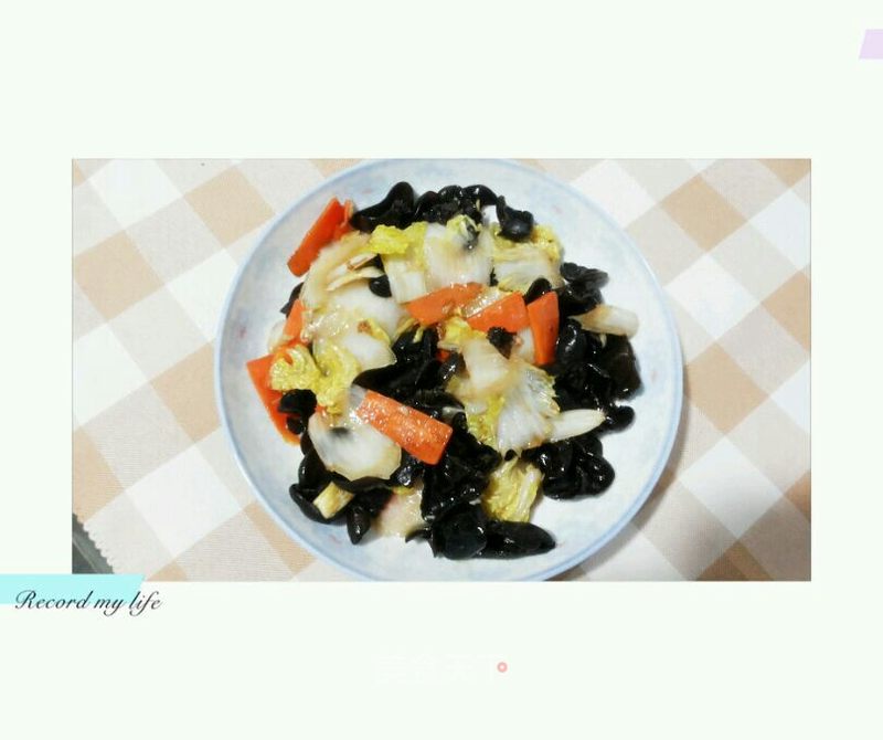 https://i3i620.meishichina.com/attachment/recipe/2015/04/15/201504151851520662.jpg?x-oss-process=style/p800的做法