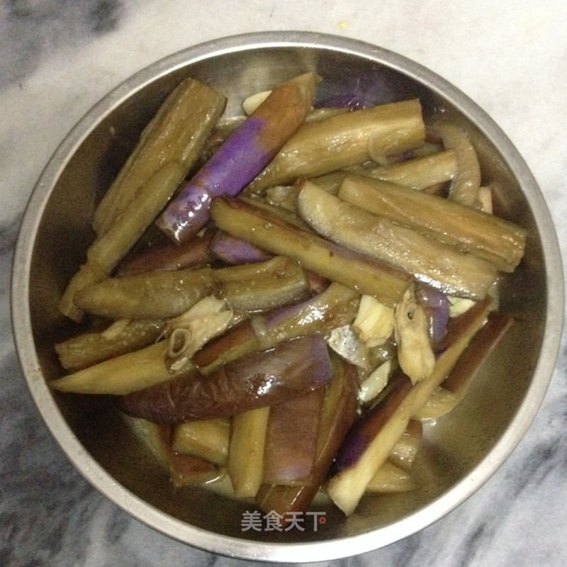 https://i3i620.meishichina.com/attachment/recipe/2015/04/15/FE7C0348-1E5F-41BA-93E7-4BCA5E5FEAB3.jpg?x-oss-process=style/p800的做法