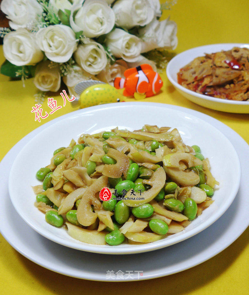 https://i3i620.meishichina.com/attachment/recipe/2015/04/21/2015042170237d9cded5fc77.jpg?x-oss-process=style/p800的做法