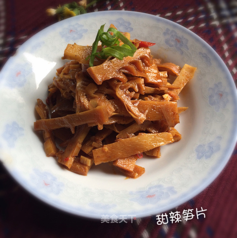 https://i3i620.meishichina.com/attachment/recipe/2015/04/21/BC29D6CD-8286-451A-B0E6-FEE65CFBBADB.jpg?x-oss-process=style/p800的做法
