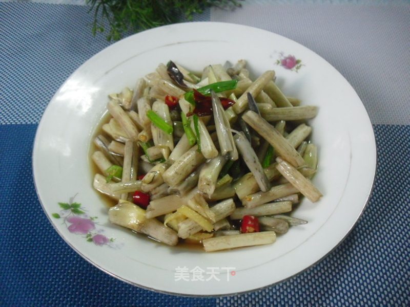 https://i3i620.meishichina.com/attachment/recipe/2015/05/05/20150505f5b4c12c490ada93.jpg?x-oss-process=style/p800的做法