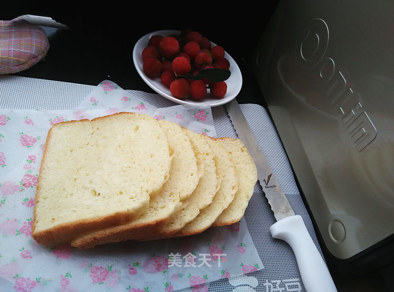 https://i3i620.meishichina.com/attachment/recipe/2015/05/11/201505113a043f4ead1a1887.jpg?x-oss-process=style/p800的做法