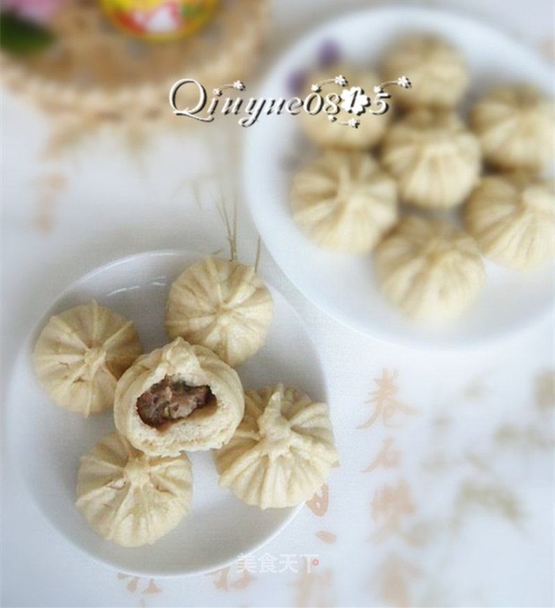 https://i3i620.meishichina.com/attachment/recipe/2015/08/03/201508035cadba655d5c3f57.jpg?x-oss-process=style/p800的做法