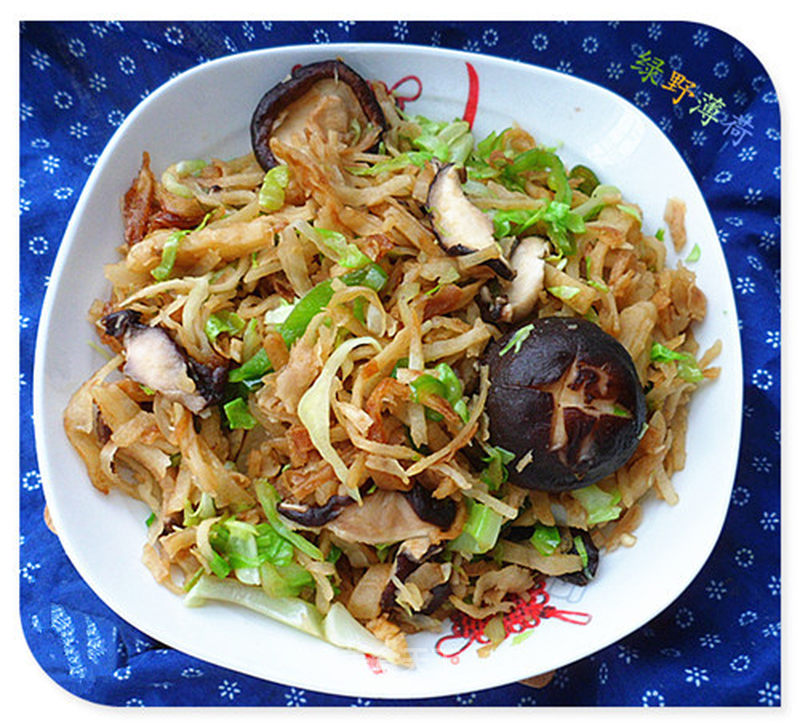 https://i3i620.meishichina.com/attachment/recipe/2015/08/14/2015081427dc43d86ff6774d.jpg?x-oss-process=style/p800的做法