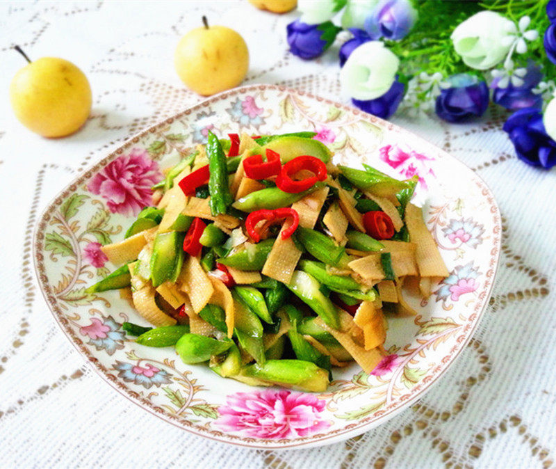 https://i3i620.meishichina.com/attachment/recipe/2015/08/23/2015082393db7a86dd280c89.jpg?x-oss-process=style/p800的做法