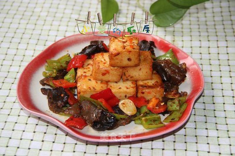 https://i3i620.meishichina.com/attachment/recipe/2015/09/15/201509159dc6538ceac5d456.jpg?x-oss-process=style/p800的做法