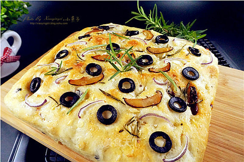 https://i3i620.meishichina.com/attachment/recipe/2015/10/07/201510076jln4g9zlcopmep3.jpg?x-oss-process=style/p800的做法